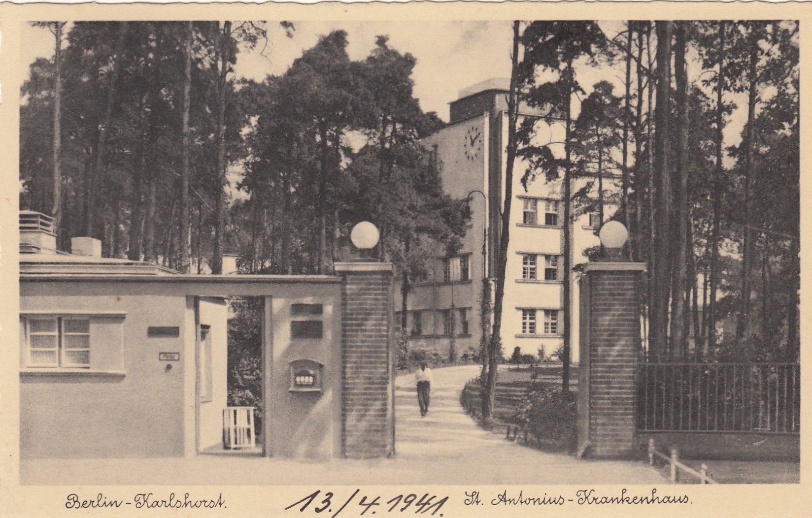 19b-Antonius-KH_Eingang-1941.jpg